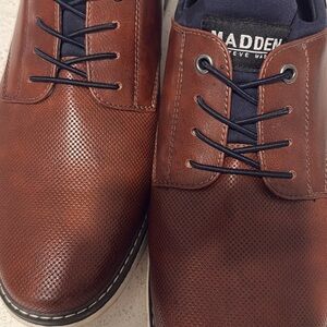 Steve Madden Textured Brown & Black Slip-on shoes